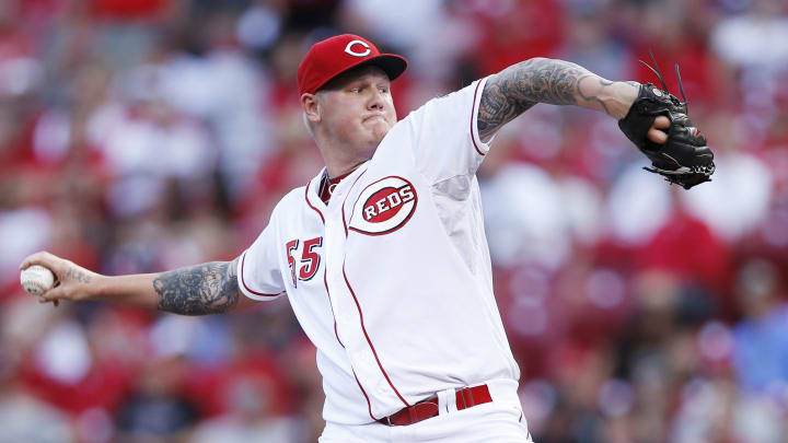 Reds place pitchers Mat Latos, Mike Leake on revocable waivers