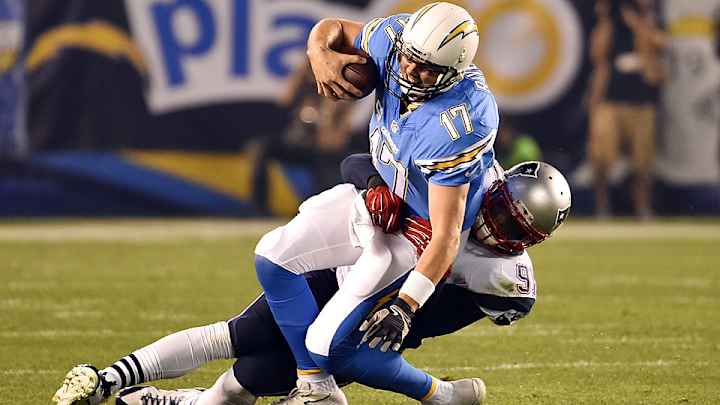 Defense leads Patriots over Chargers as New England stays atop AFC