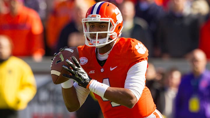 Clemson QB Deshaun Watson suffered no major knee damage Clemson QB Deshaun Watson suffered no major knee damage