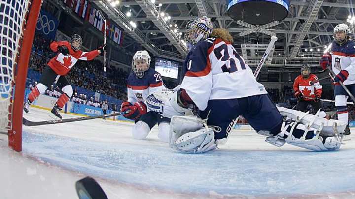 Canada beats USA 3-2 in Olympic women's hockey