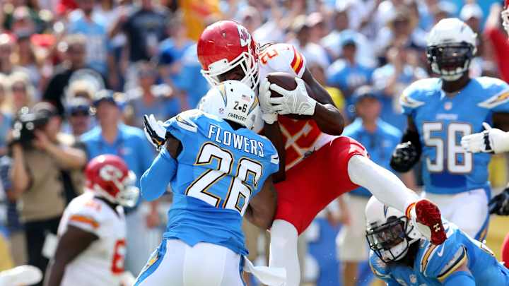 Chargers' Brandon Flowers out Thursday vs. Broncos with concussion