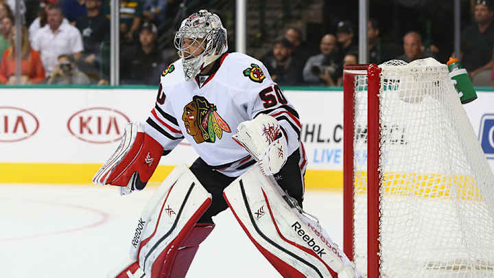 Blackhawks goalie Corey Crawford day-to-day with injury