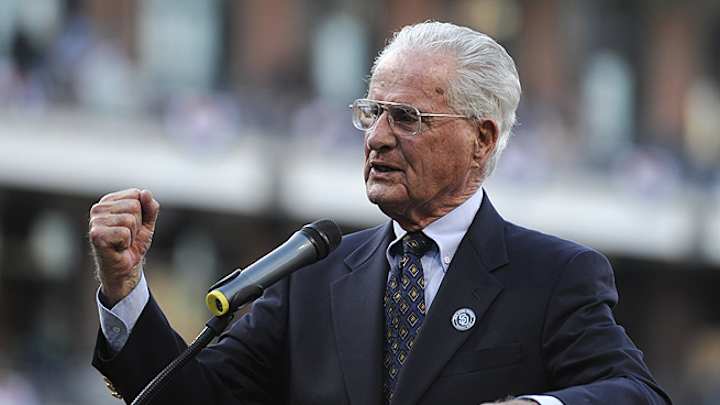 Padres broadcaster Jerry Coleman succumbs to illness