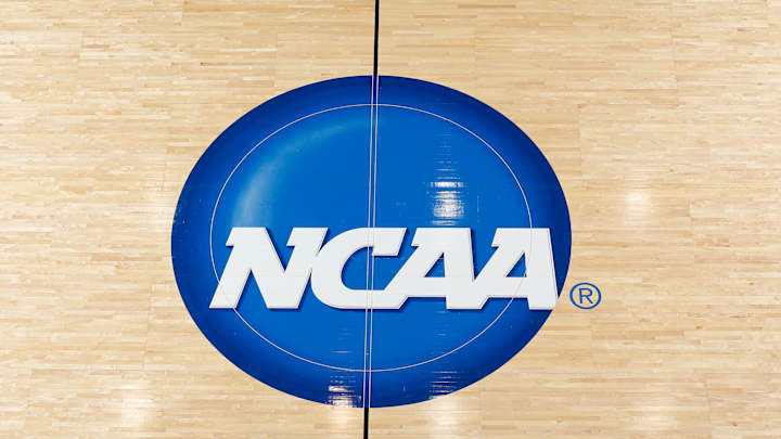 Skal Labissiere, Isaiah Briscoe, Derrick Jones make commitments