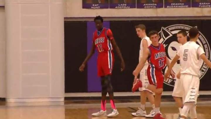 Manute Bol's son should not be allowed to play JV Manute Bol's son should not be allowed to play JV