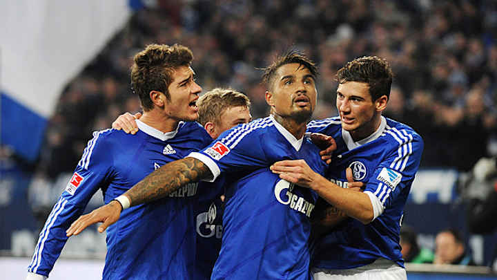 Schalke downs Wolfsburg, moves up to fourth in Bundesliga