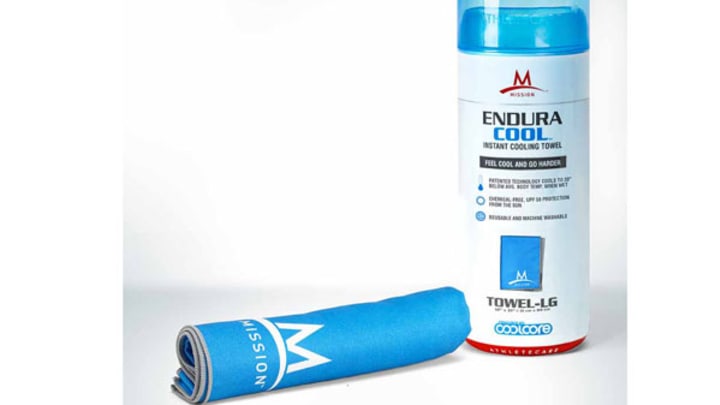 Company plans 'cooling towel' giveaway in case AT&T Center's AC remains broken