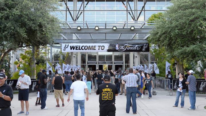 Spurs announce AT&T Center's air conditioning system has been repaired Spurs announce AT&T Center's air conditioning system has been repaired