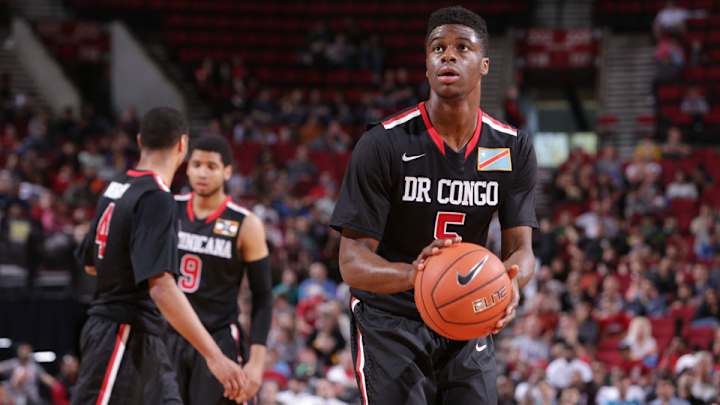 Larry Brown: Emmanuel Mudiay going pro a 'bad decision' Larry Brown: Emmanuel Mudiay going pro a 'bad decision'