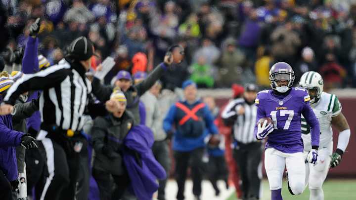 Vikings win in overtime on 87-yard touchdown pass to Jarius Wright Vikings win in overtime on 87-yard touchdown pass to Jarius Wright