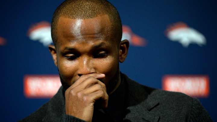 Young Broncos fan does not know what to do with Champ Bailey retired