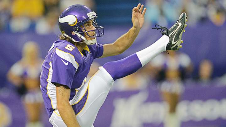 Ex-Vikings punter Chris Kluwe rips 'coward' Leslie Frazier, 'bigot' Mike Priefer