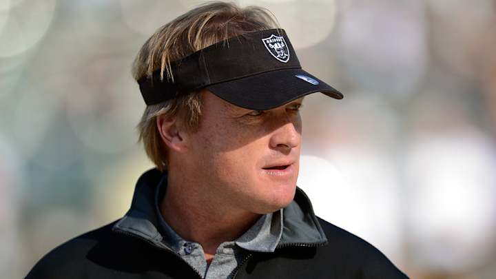 Wisconsin Twitter page sparks rumors with photo of Jon Gruden