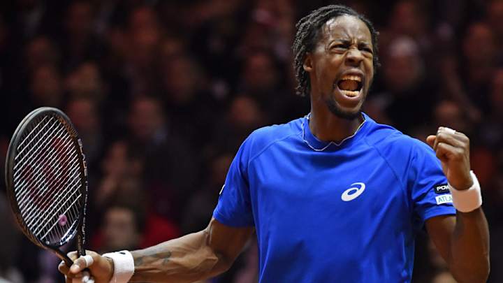 Wawrinka beats Tsonga but Monfils downs Federer to level Davis Cup final