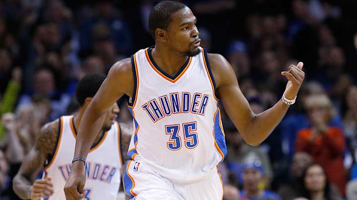 Kevin Durant becomes 2nd youngest player to score 15,000 points Kevin Durant becomes 2nd youngest player to score 15,000 points