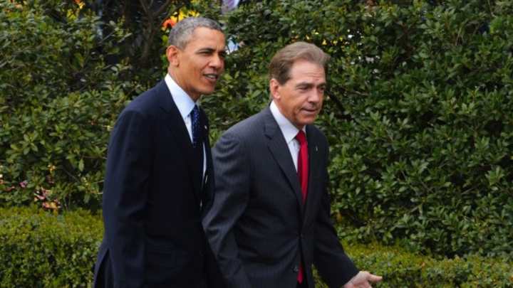 Petition calls for Obama to oppose NCAA's 10-second substitution proposal