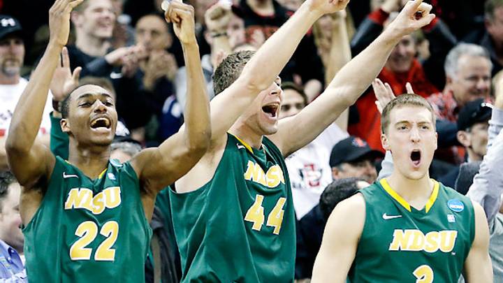 March Madness Day 3 live blog: Follow all the action with SI.com writers and editors March Madness Day 3 live blog: Follow all the action with SI.com writers and editors