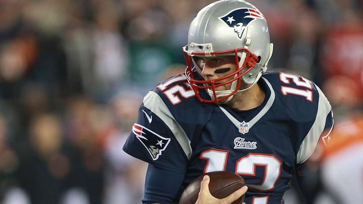Tom Brady limited in practice, questionable for Sunday vs. Bills