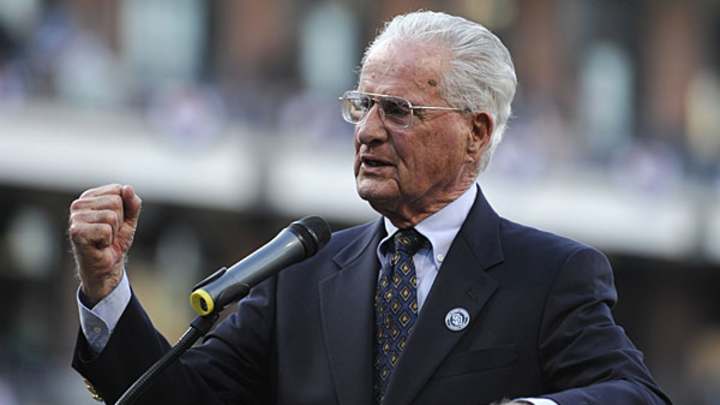 Jerry Coleman, war hero and Hall of Fame broadcaster, dead at 89