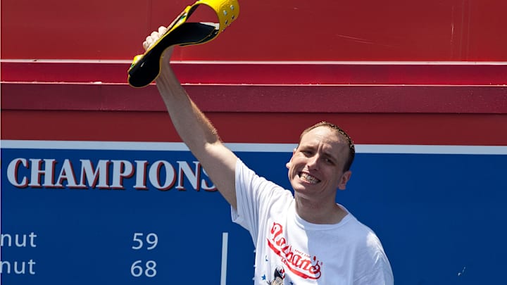 Joey Chestnut proposes to girlfriend, brings home eighth Nathan's Hot Dog Eating Contest title