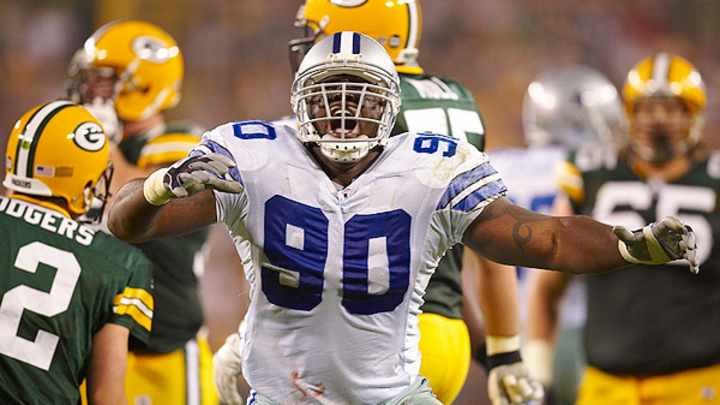 Jerry Jones wants Jay Ratliff to pay Cowboys back part of his salary