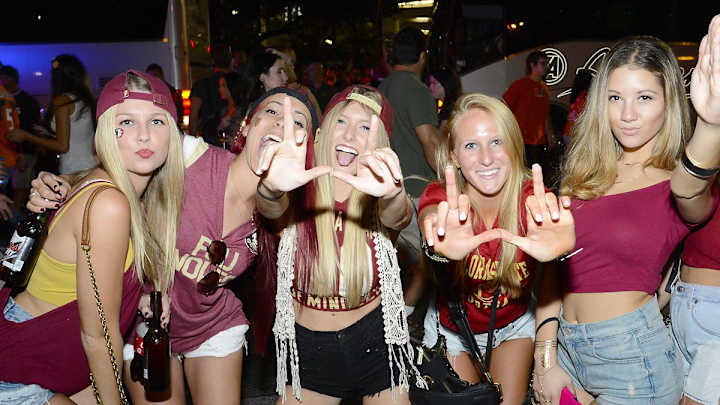 College Superfans, Nov. 10-16