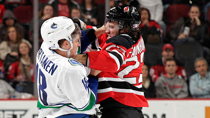 Canucks’ Prust calls out Devils’ Farnham for fighting 19-year-old Canucks’ Prust calls out Devils’ Farnham for fighting 19-year-old