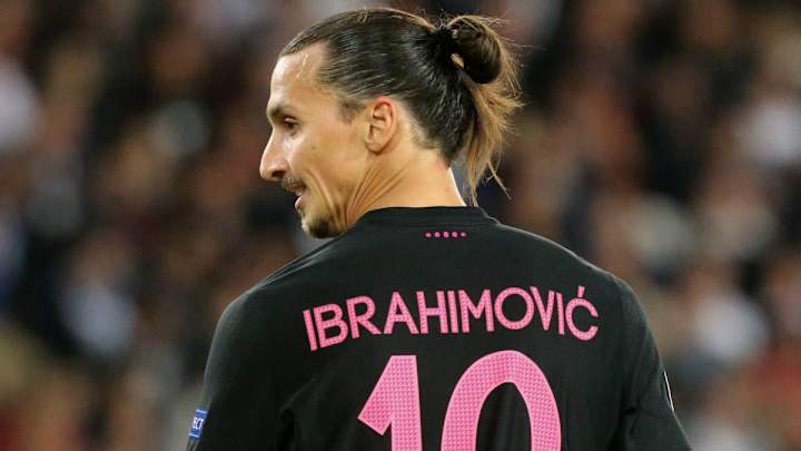 Zlatan Ibrahimovic books Malmo main square for homecoming with PSG