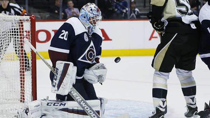Avs goalie Berra lays devastating body check on Penguins’ Plotinikov