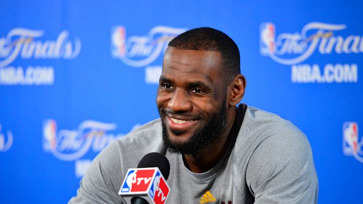 LeBron James loved Pitch Perfect 2, even if he forgot the name of it