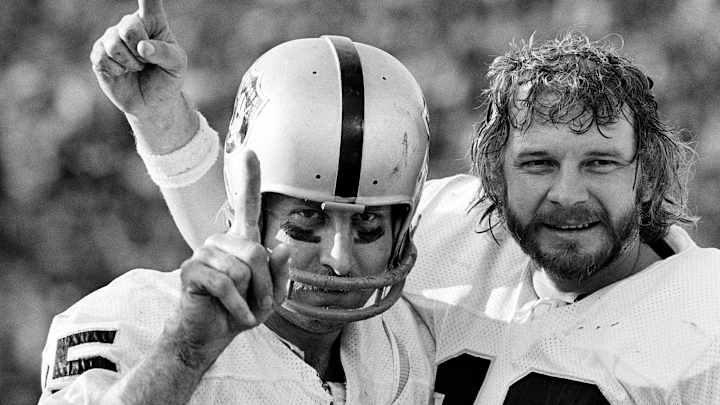SB 11: Raiders win 1st title behind Stabler and Biletnikoff