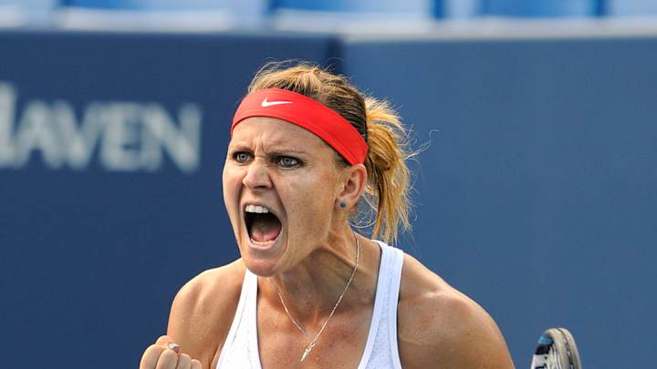 Lucie Safarova advances to Connecticut Open final