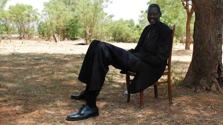 Warriors made a life-size Manute Bol bobblehead Warriors made a life-size Manute Bol bobblehead