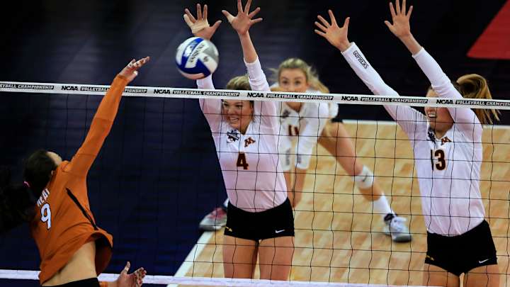 Texas ready to go against Huskers, crowd in volleyball final