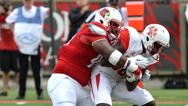 Louisville set to host No. 11 Clemson, avoid starting 0-3