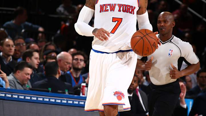 Knicks' Anthony out with sprained ankle against Cavaliers