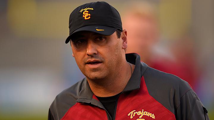 Steve Sarkisian saga just the latest example of USC’s mismanagement Steve Sarkisian saga just the latest example of USC’s mismanagement