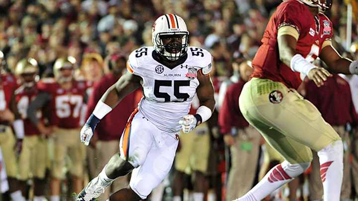 Auburn hopes that DL Carl Lawson (hip flexor) can play this season