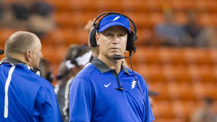 Air Force beats Hawaii 59-7 Air Force beats Hawaii 59-7