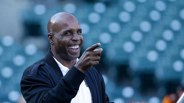 AP source: Bonds in talks to become Marlins hitting coach