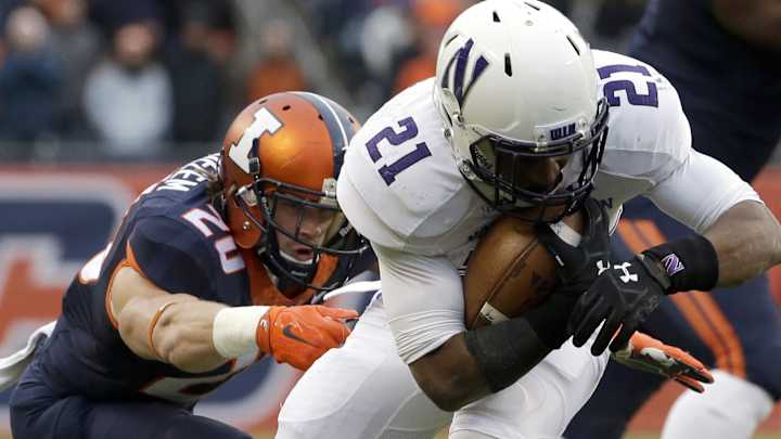 No. 17 Northwestern beats Illinois 24-14 for 10th win No. 17 Northwestern beats Illinois 24-14 for 10th win