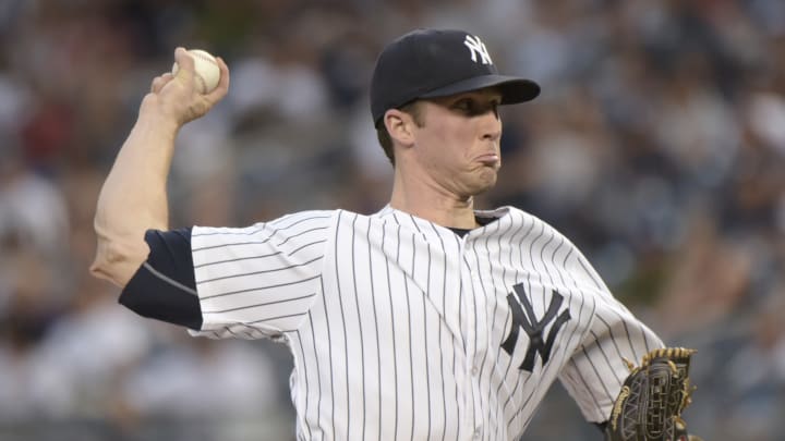 Yankees lose pitcher to liner to face, beat Twins in 10th