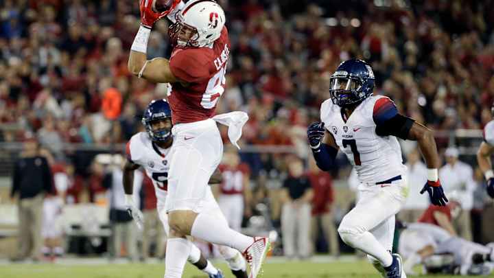 McCaffrey runs for 156 yards, No. 18 Stanford beats Arizona
