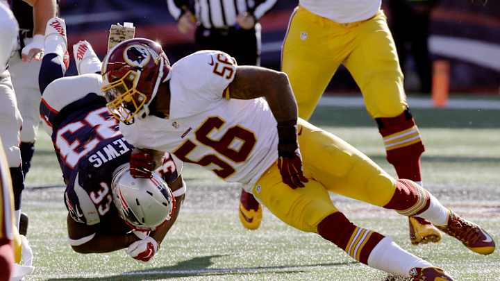 Lewis, Vollmer injured in Patriots' win over Washington