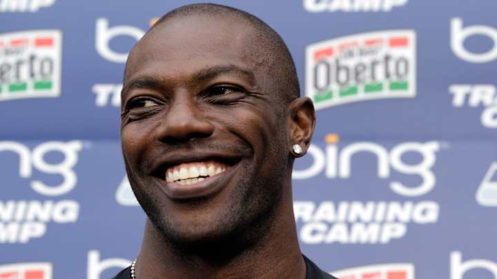 Terrell Owens: 'I haven't officially retired'