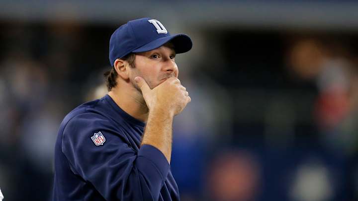 Cowboys QB Tony Romo (broken clavicle) placed on IR