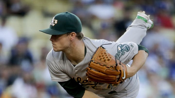Sonny Gray throws 3-hitter, Oakland A's beat Dodgers 2-0