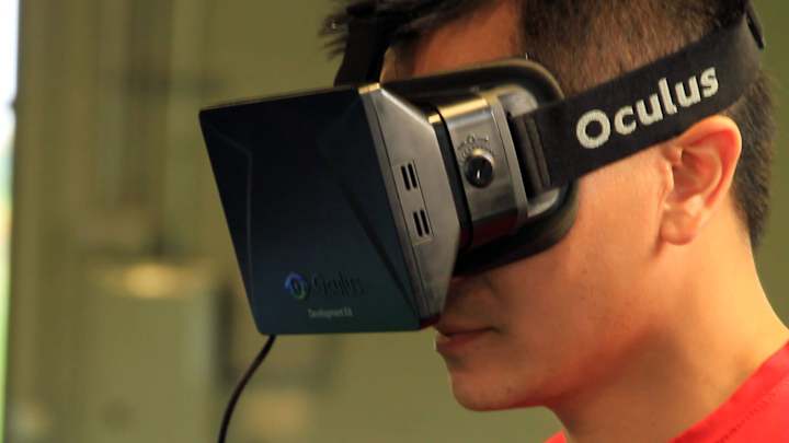 College programs turning to virtual reality for recruiting