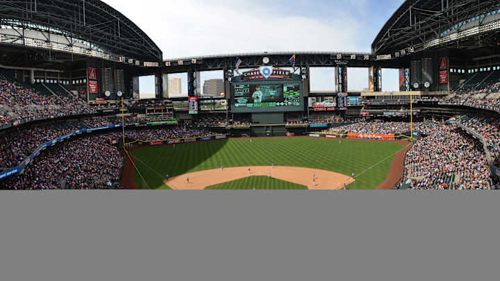 Fan says he wasn’t forced to cover Dodgers gear at D-Backs game Fan says he wasn’t forced to cover Dodgers gear at D-Backs game