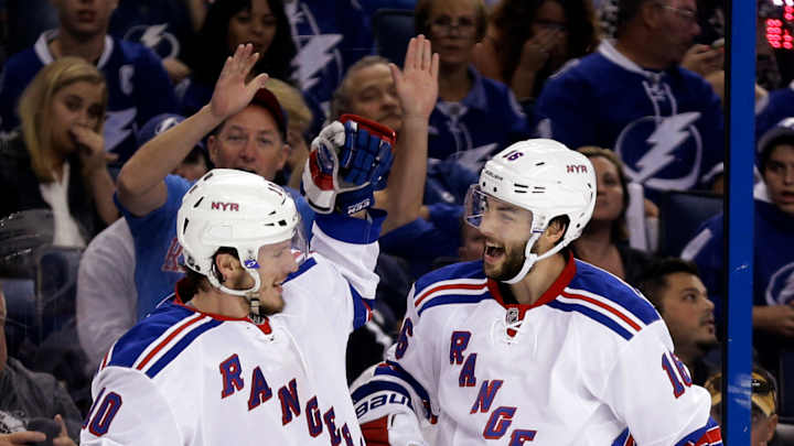 Brassard, Lundqvist lead Rangers past Lightning 7-3